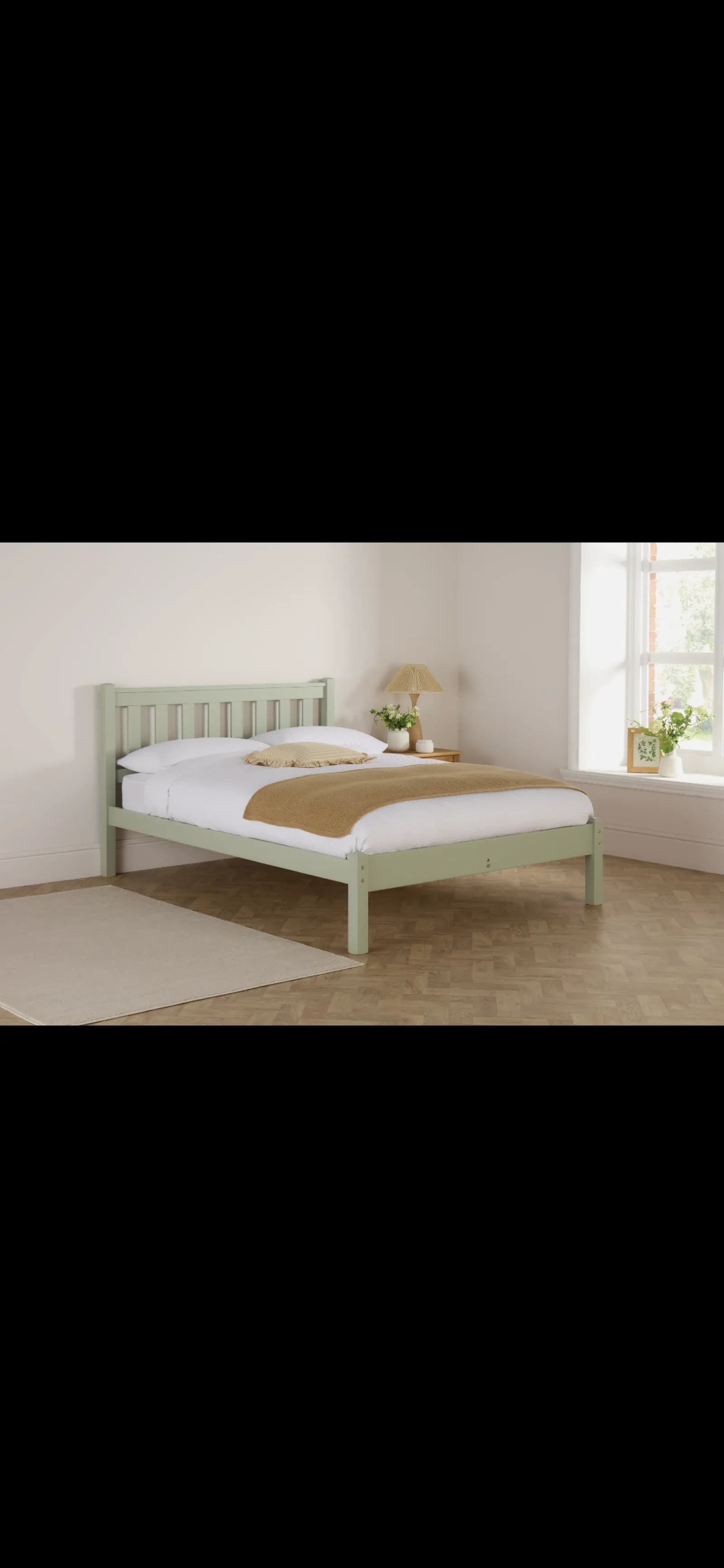 Shaker Bed Green