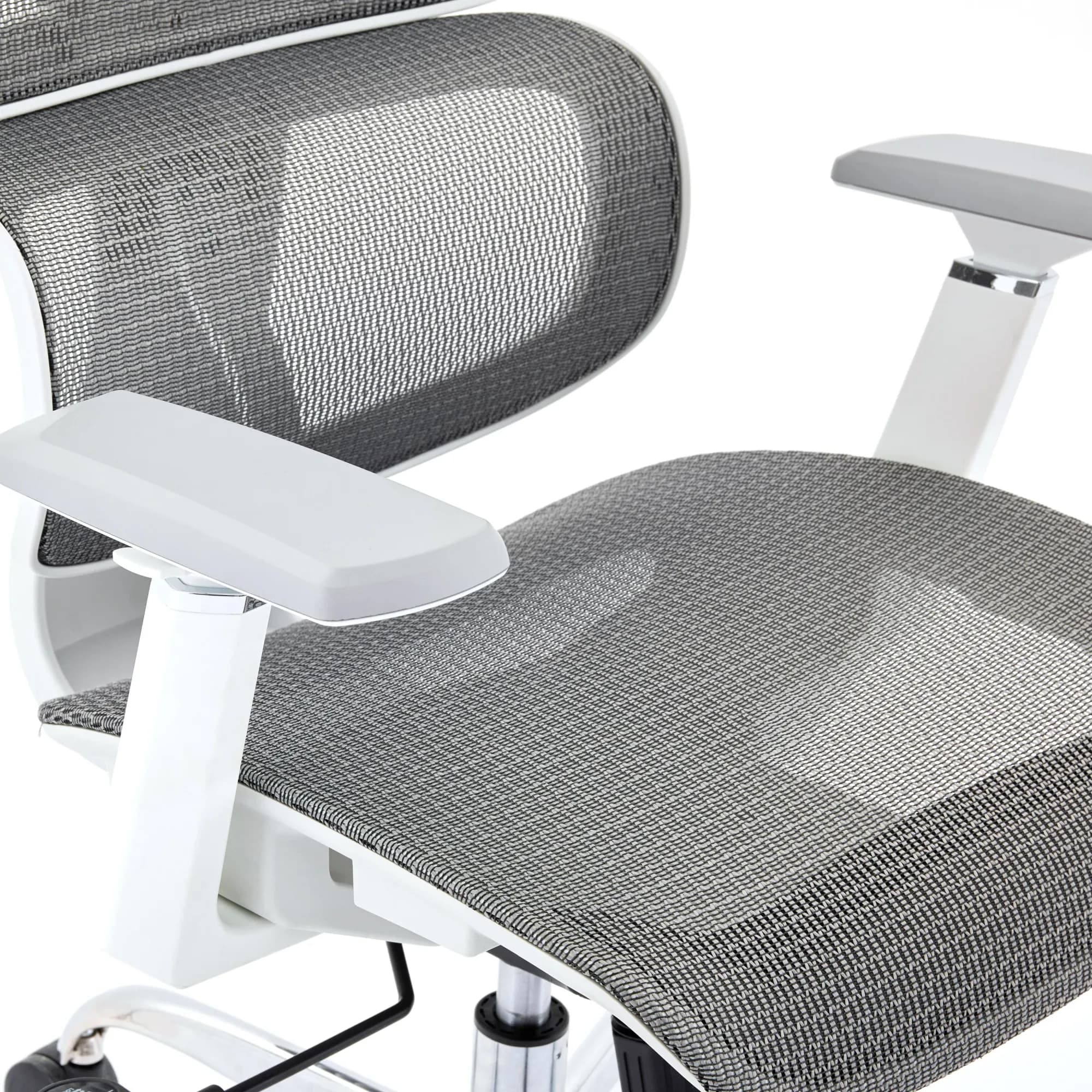 Elite Mesh Grey/White Office Chair