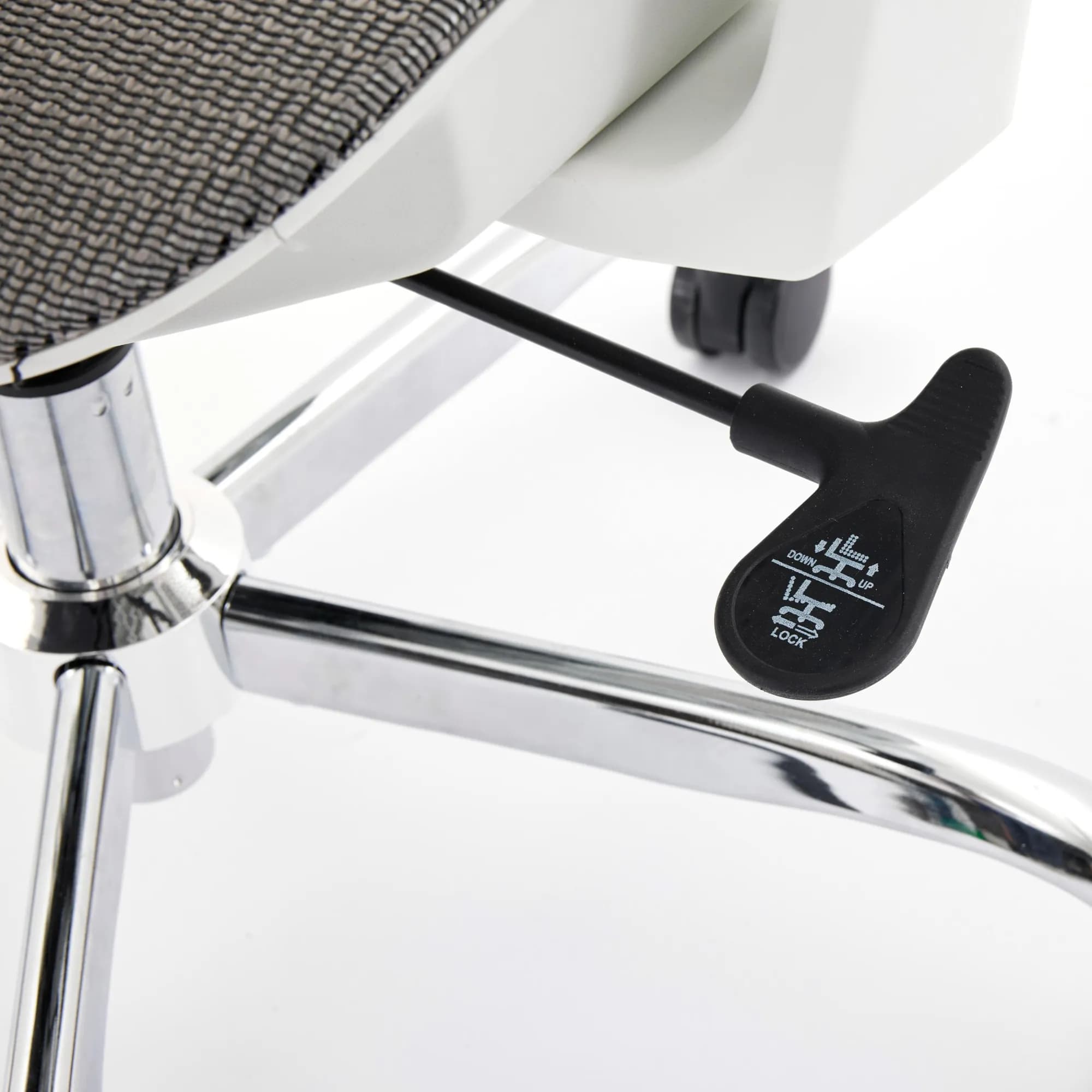 Elite Mesh Grey/White Office Chair